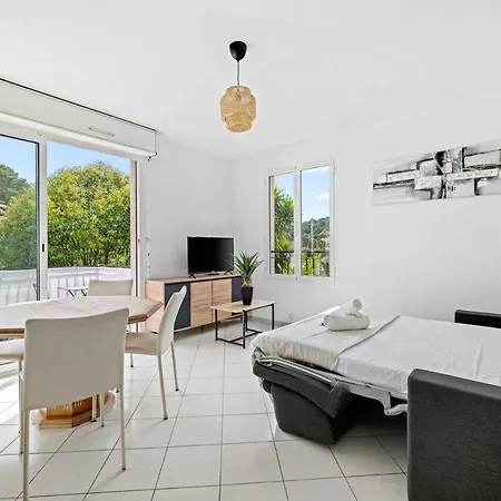 Julia Calme Spacieux - Parking Prive - Clim Apartament Mentona