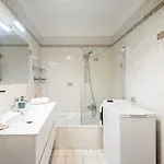 Julia Calme Spacieux - Parking Prive - Clim Apartment Menton