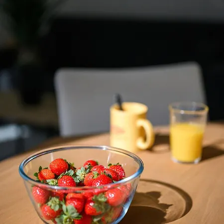 Apartamento Julia -calme Spacieux - Parking Privé - Clim Menton