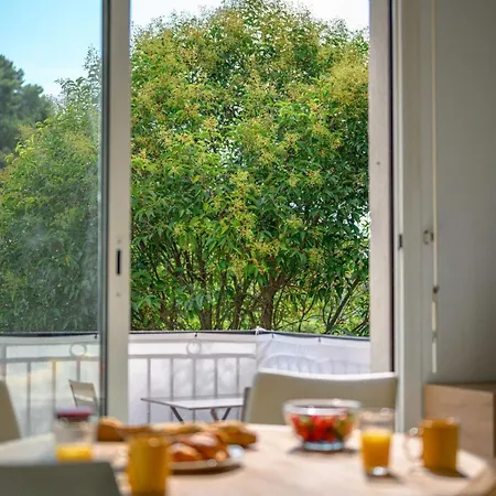 Julia -calme Spacieux - Parking Prive - Clim דירה מנטון