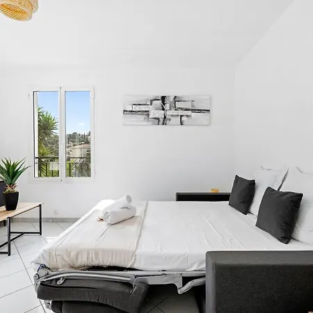 Julia Calme Spacieux - Parking Prive - Clim Apartment