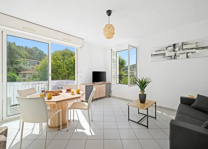 Julia -calme Spacieux - Parking Privé - Clim