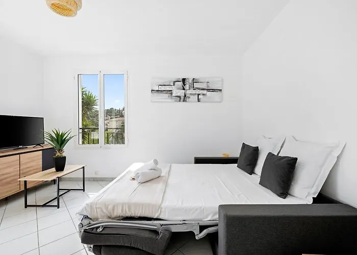 Julia Calme Spacieux - Parking Prive - Clim Apartment